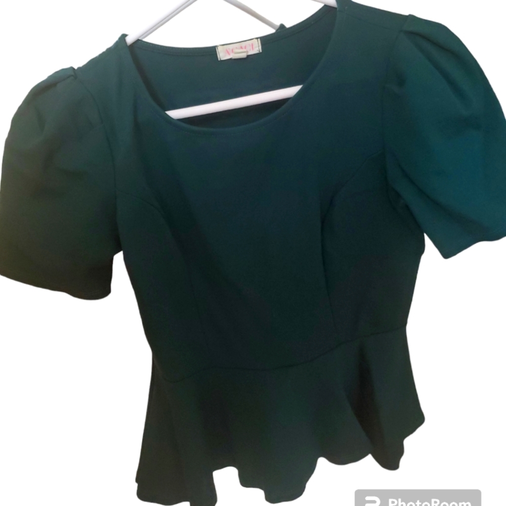Gorgeous Hunter Grn Peplum Sz M